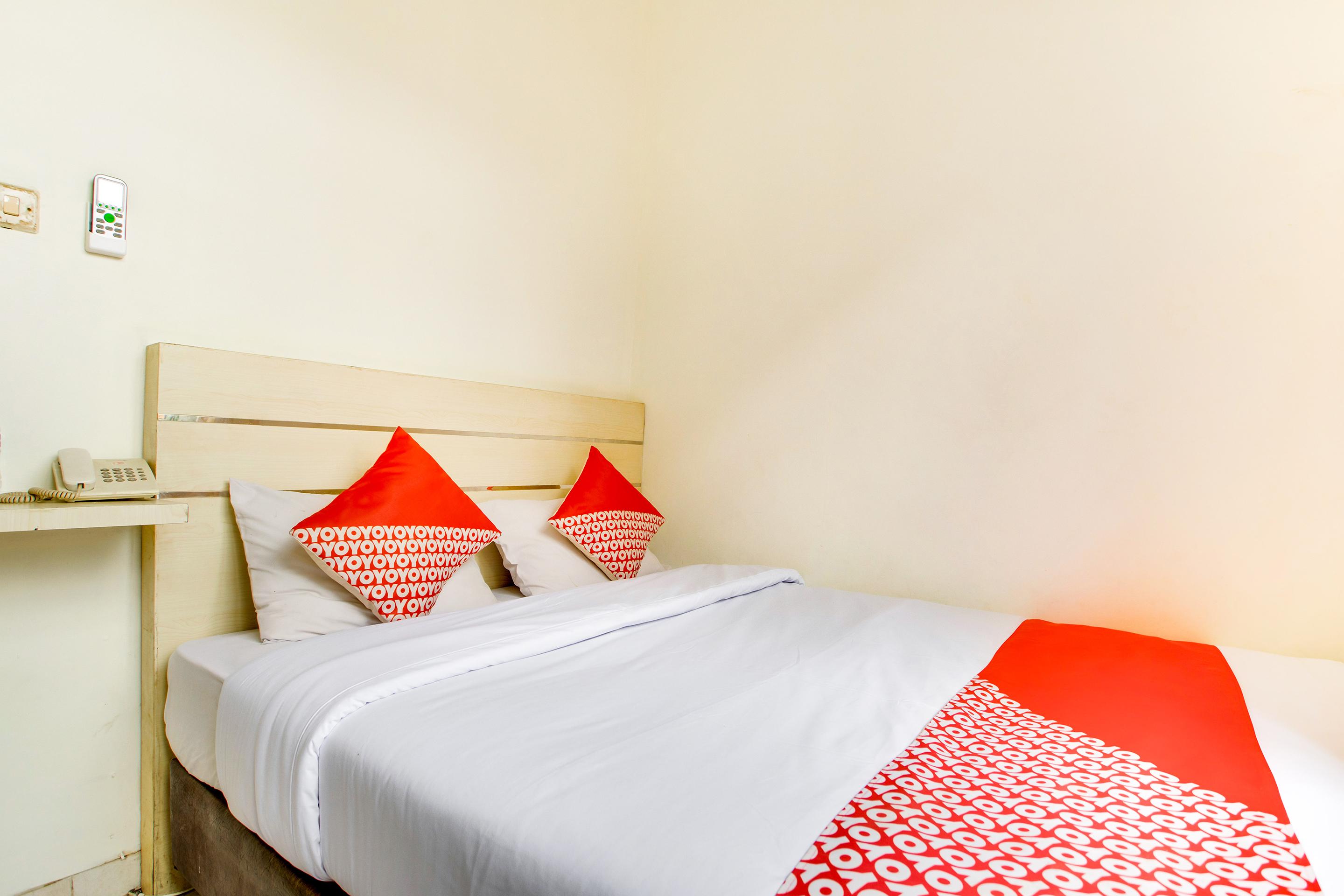 Reddoorz @ Hotel Arimbi Dewi Sartika Baru Bandung Buitenkant foto