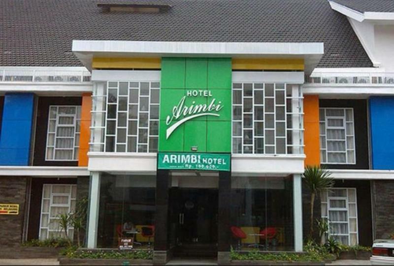 Reddoorz @ Hotel Arimbi Dewi Sartika Baru Bandung Buitenkant foto